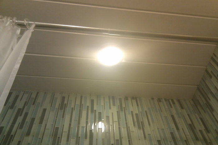 06eichler-recessed-bathroom-light