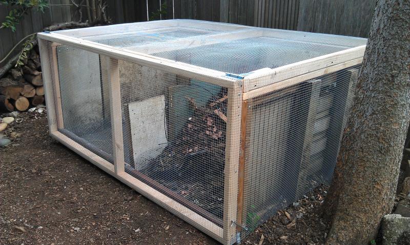 Rat-proof compost bin