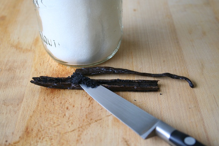 How to Make Vanilla Sugar