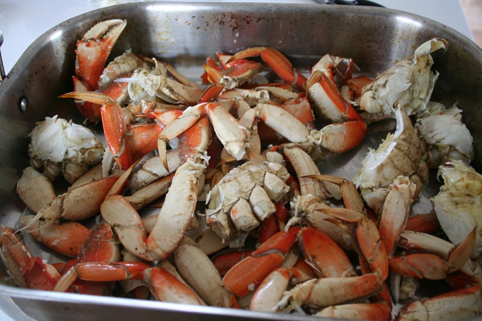 Garlic Roasted Crab and Truffle Noodles (Inspired by Thanh Long